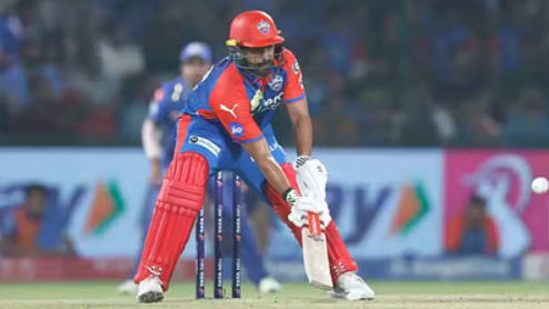 करुण नायर
