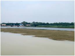 दिल्ली में यमुना नदी का घटता जलस्तर